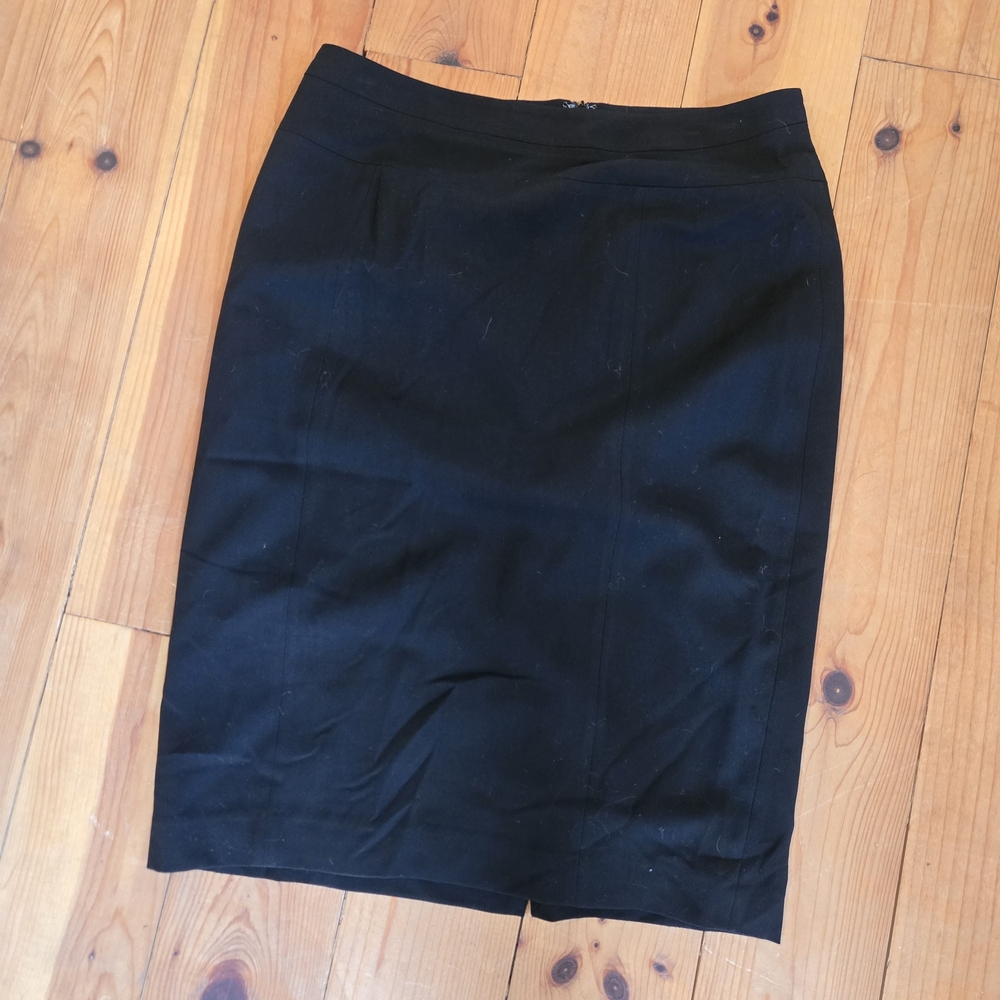 White House Black Market Classic Black Pencil Skirt